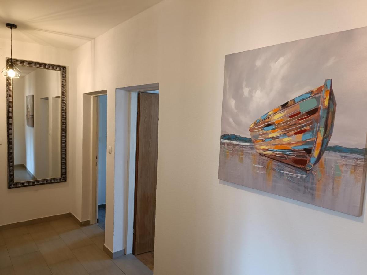 Apartamento Apartman Brigita Biograd Na Moru Exterior foto