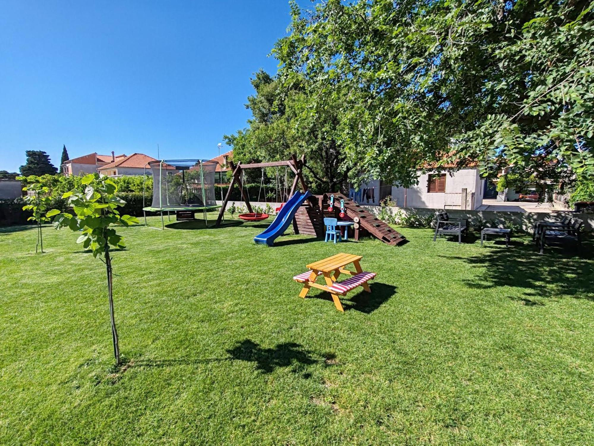 Apartamento Apartman Brigita Biograd Na Moru Exterior foto